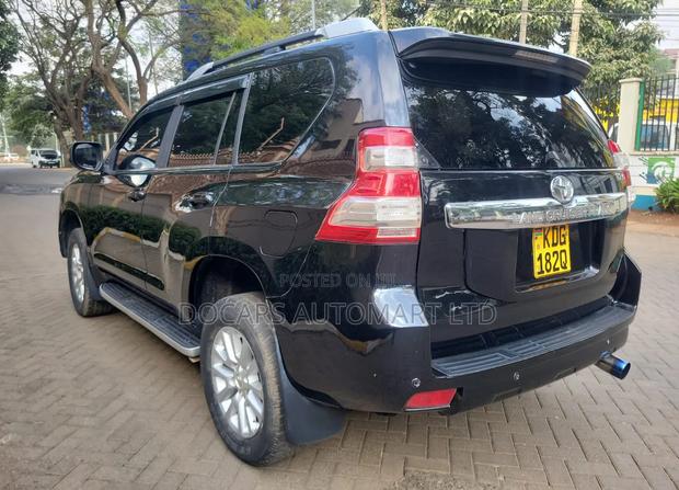 Toyota Land Cruiser Prado 2014 Black