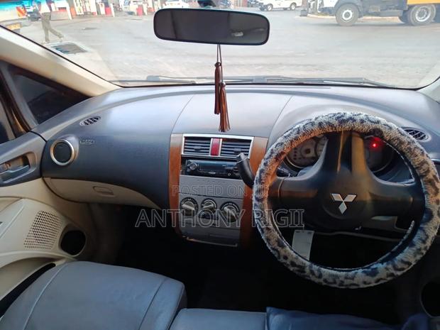 Mitsubishi Colt 2009 Silver