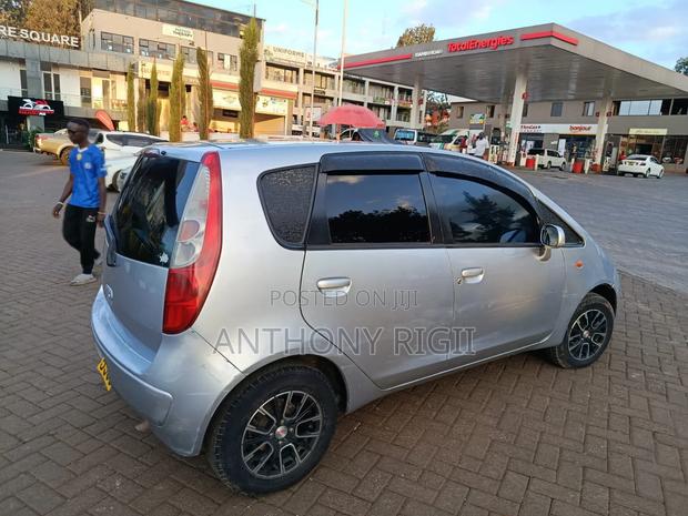 Mitsubishi Colt 2009 Silver