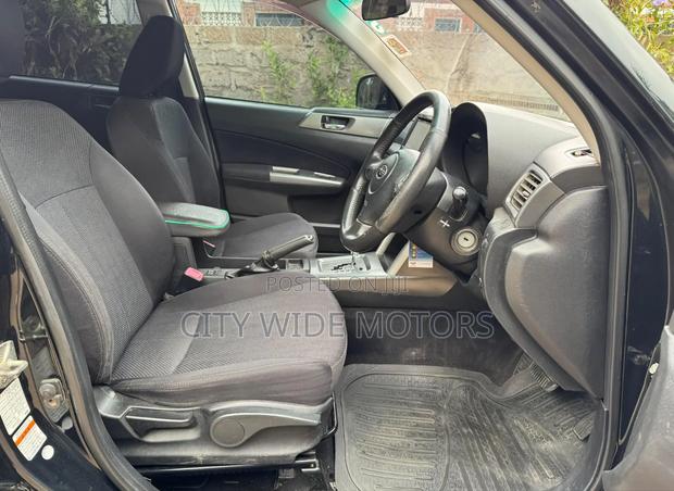 Subaru Forester 2011 Black