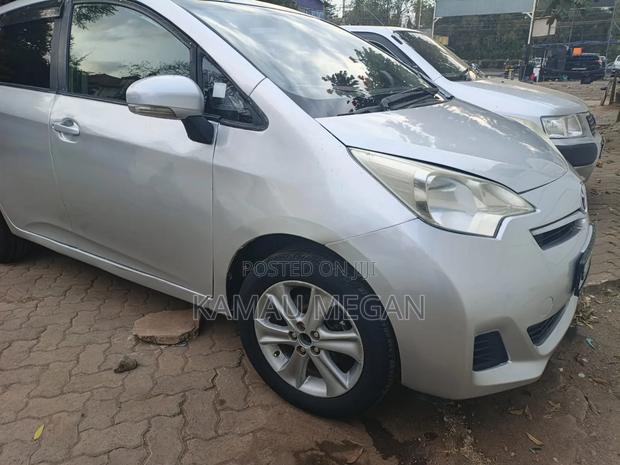 Toyota Ractis 2011 Silver