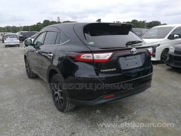 Toyota Harrier 2019 Black
