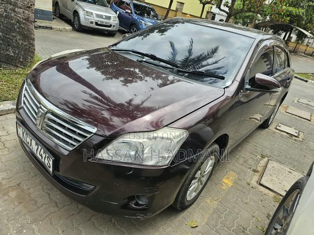 Toyota Premio 2013 Maroon