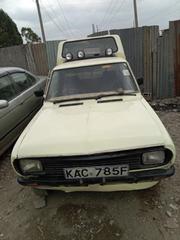 Nissan Pick-Up 2.5D 1998 Yellow for sale