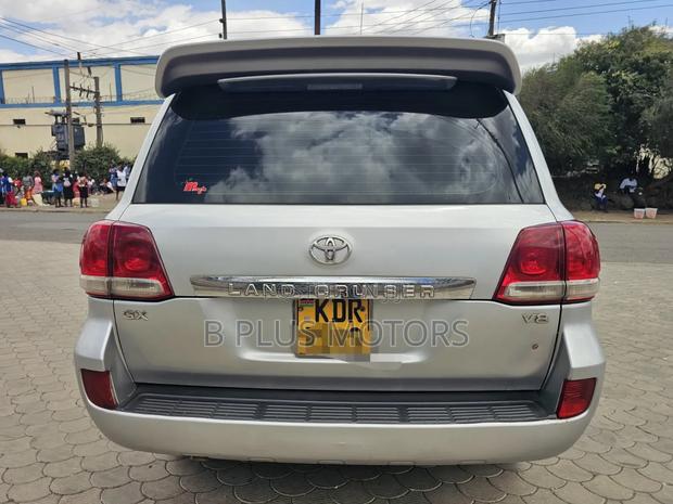 Toyota Land Cruiser 4.5 V8 TD STD 2009 Silver