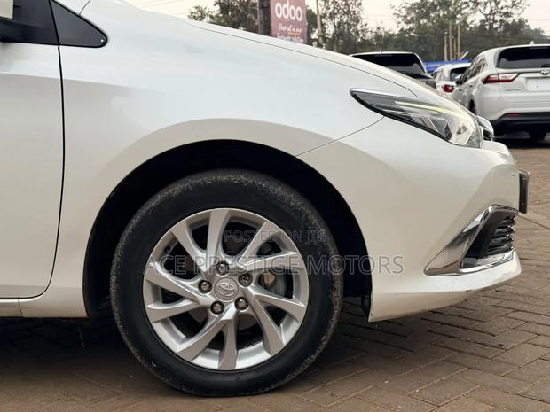 Toyota Auris 2016 White