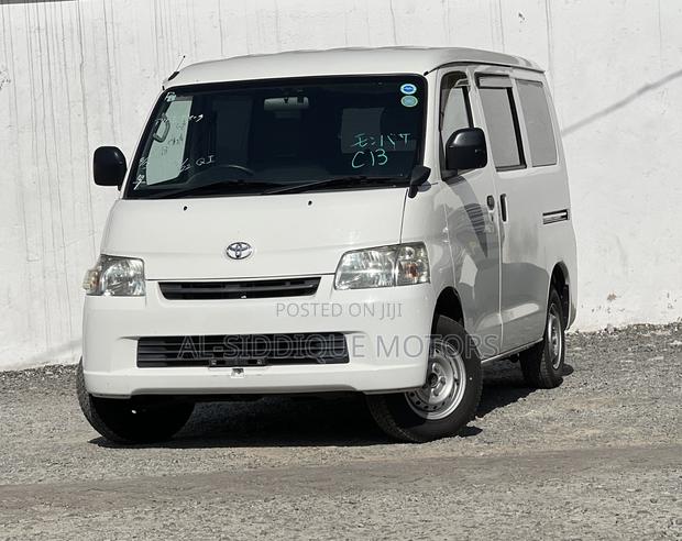 Toyota TownAce 2019 White