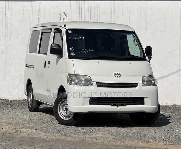 Toyota TownAce 2019 White