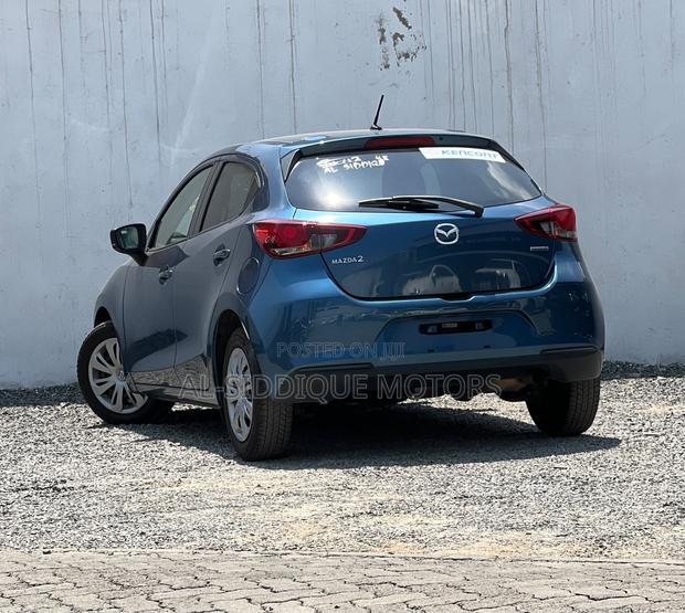 Mazda 2 2019 Blue