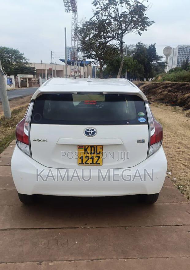Toyota Aqua 2016 White
