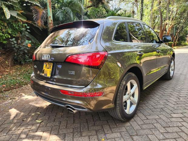 Audi Q5 2.0T Premium AWD quattro 2017 Brown