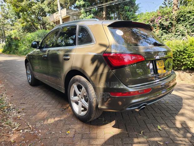 Audi Q5 2.0T Premium AWD quattro 2017 Brown