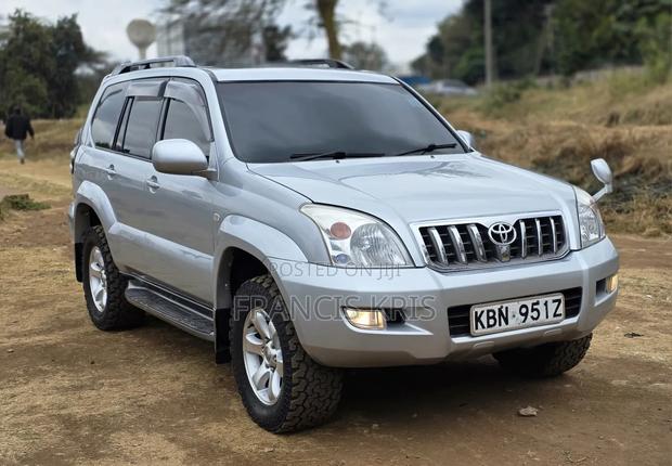 Toyota Land Cruiser Prado 2004 Silver