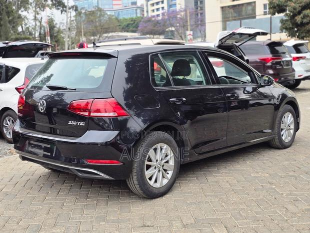 Volkswagen Golf 2018 Black