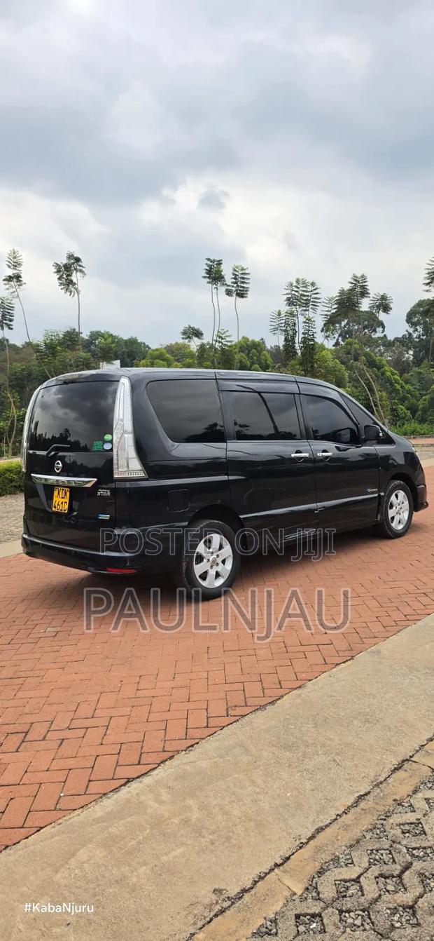 Nissan Serena 2016