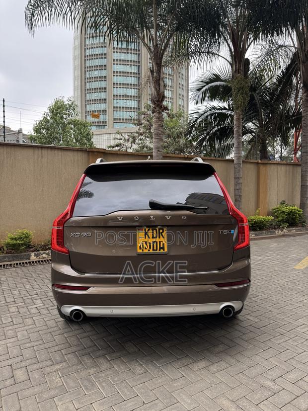Volvo XC90 2018 Brown