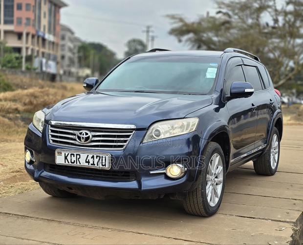Toyota Vanguard 2011 Blue