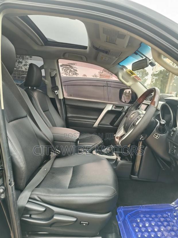 Toyota Land Cruiser Prado 2015 Black