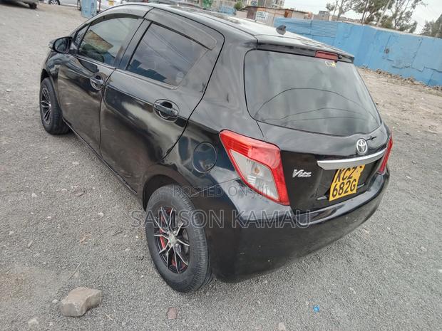 Toyota Vitz 2013 Black