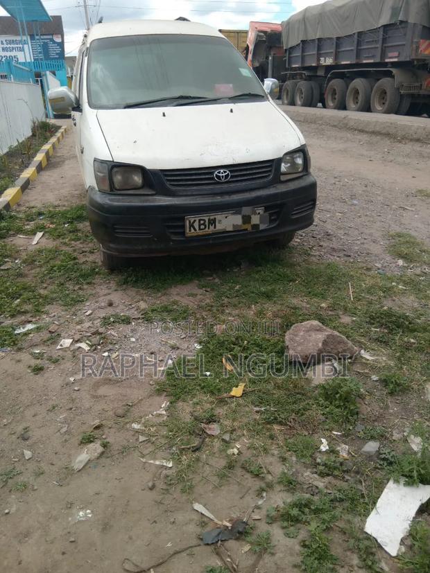 Toyota TownAce 2004 White