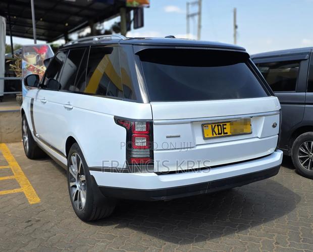 Land Rover Range Rover 2015 White