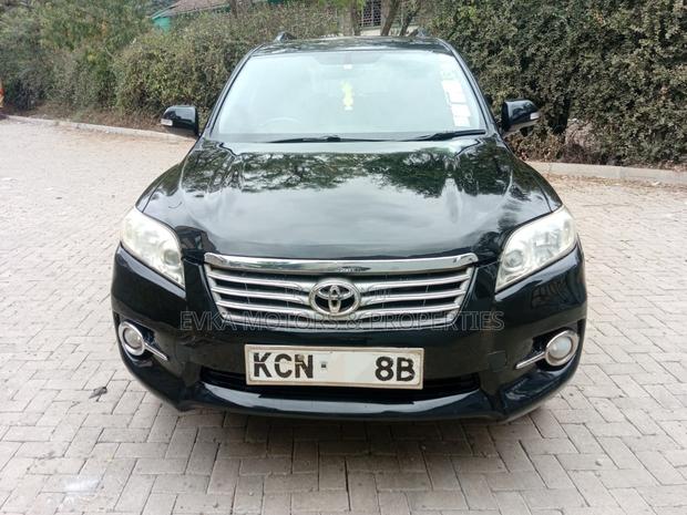 Toyota Vanguard 2010 Black