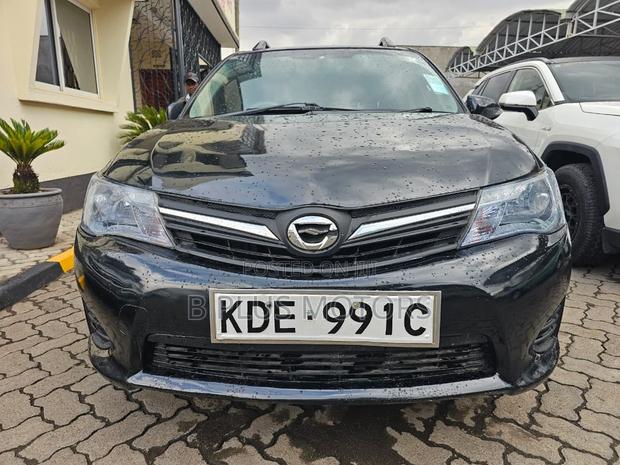 Toyota Corolla Fielder 2013 Black