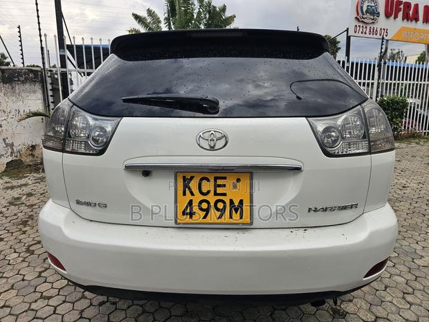 Toyota Harrier 2010 White
