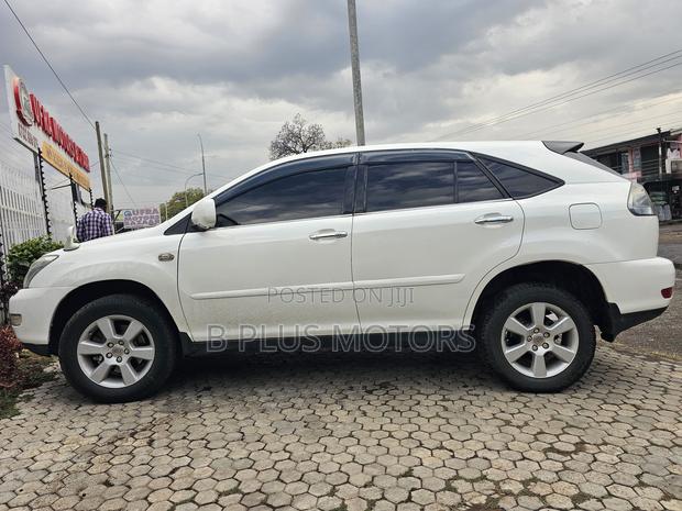 Toyota Harrier 2010 White