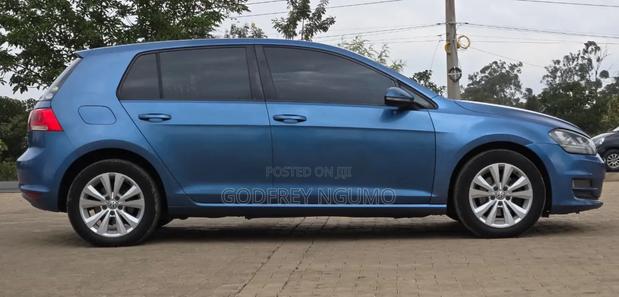 Volkswagen Golf 2015 Blue