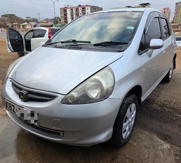Honda Fit 2007 Silver