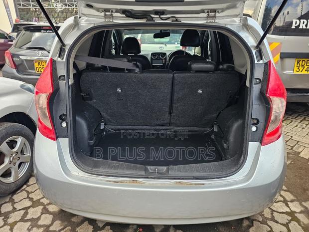 Nissan Note 2012 Silver