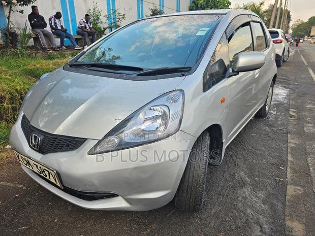 Honda Fit 2010 Silver
