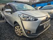 Toyota Sienta 2016 Silver for sale