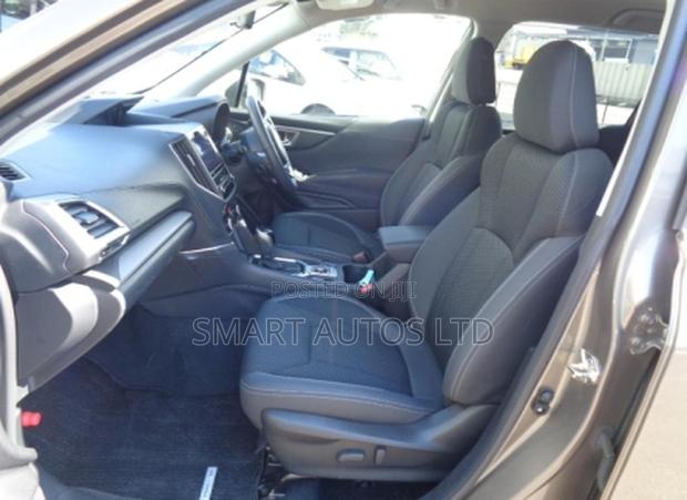 Subaru Forester 2.0XT Touring AWD 2018 Beige