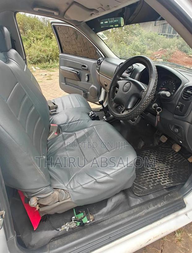Isuzu D-MAX 2014 White