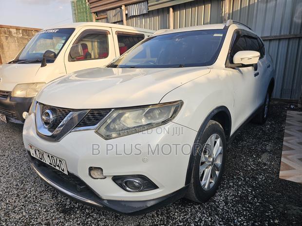Nissan X-Trail 2016 White
