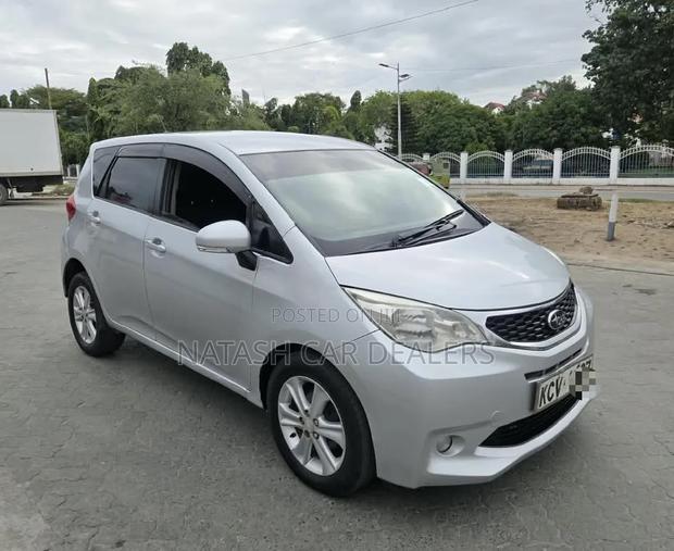 Subaru Trezia 2012 Silver