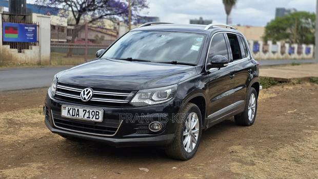 Volkswagen Tiguan 2013 Black