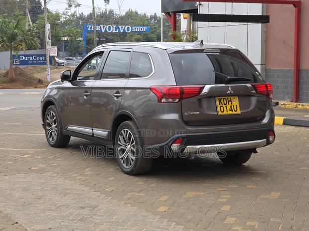 Mitsubishi Outlander 2014 Gray