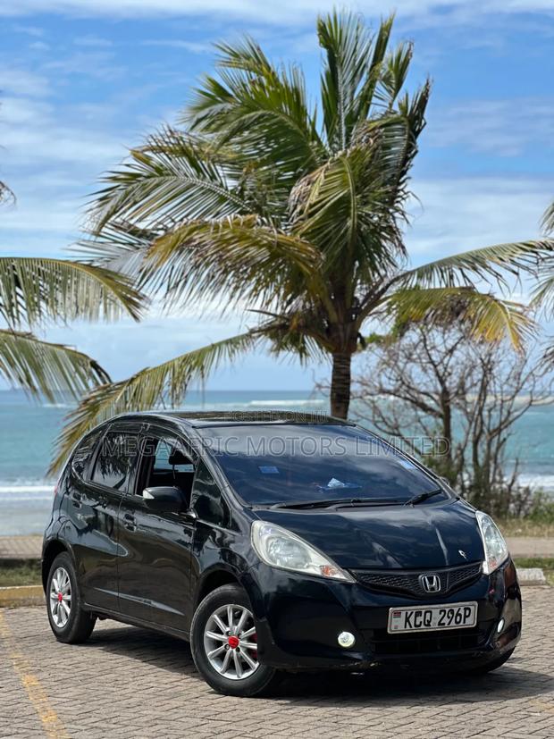 Honda Fit Automatic 2011 Black