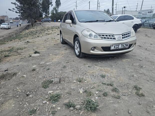 Nissan Tiida 1.5L 16V 2010 Beige