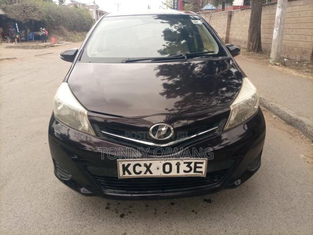 Toyota Vitz 1.3 FWD 3dr 2013 Purple