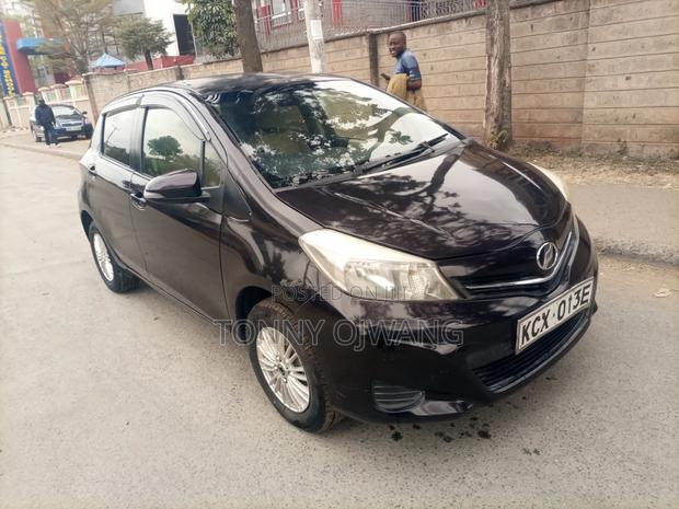 Toyota Vitz 1.3 FWD 3dr 2013 Purple