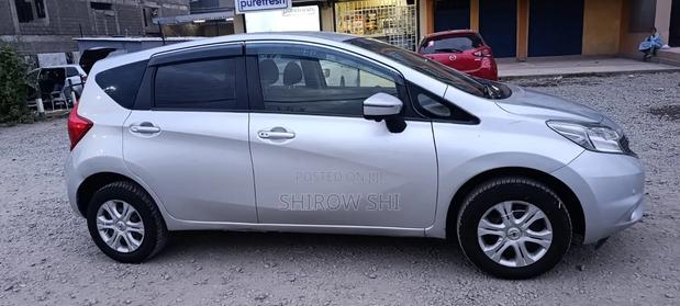 Nissan Note 2016 Silver