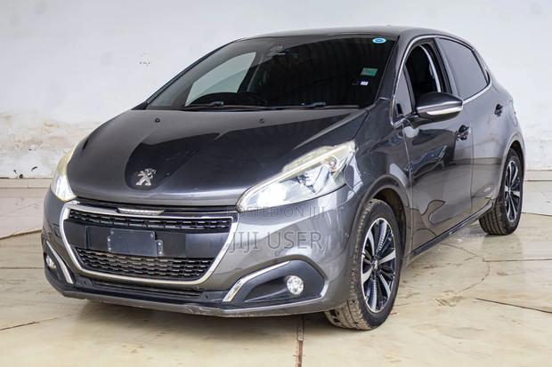 Peugeot 208 2018 Gray