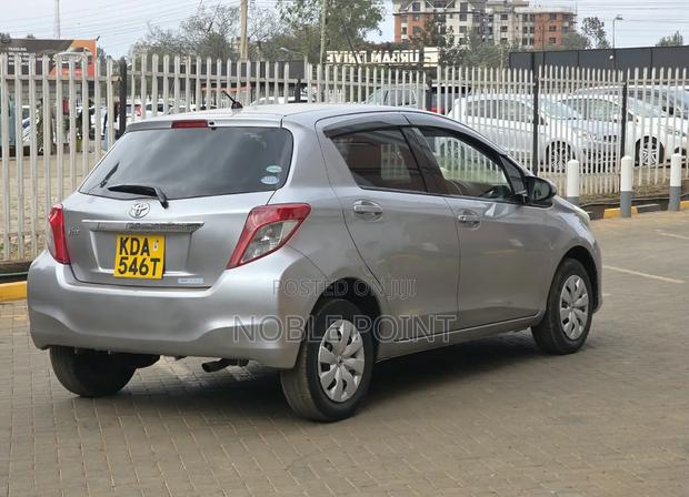 Toyota Vitz 2013 Black