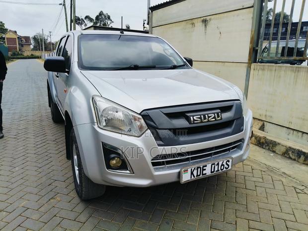 Isuzu D-MAX 2021 Silver