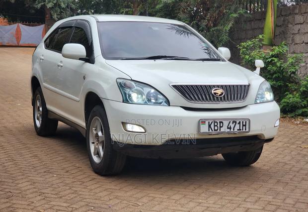 Toyota Harrier 2.4 2005 White
