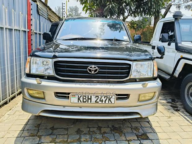 Toyota Land Cruiser 2003 Black